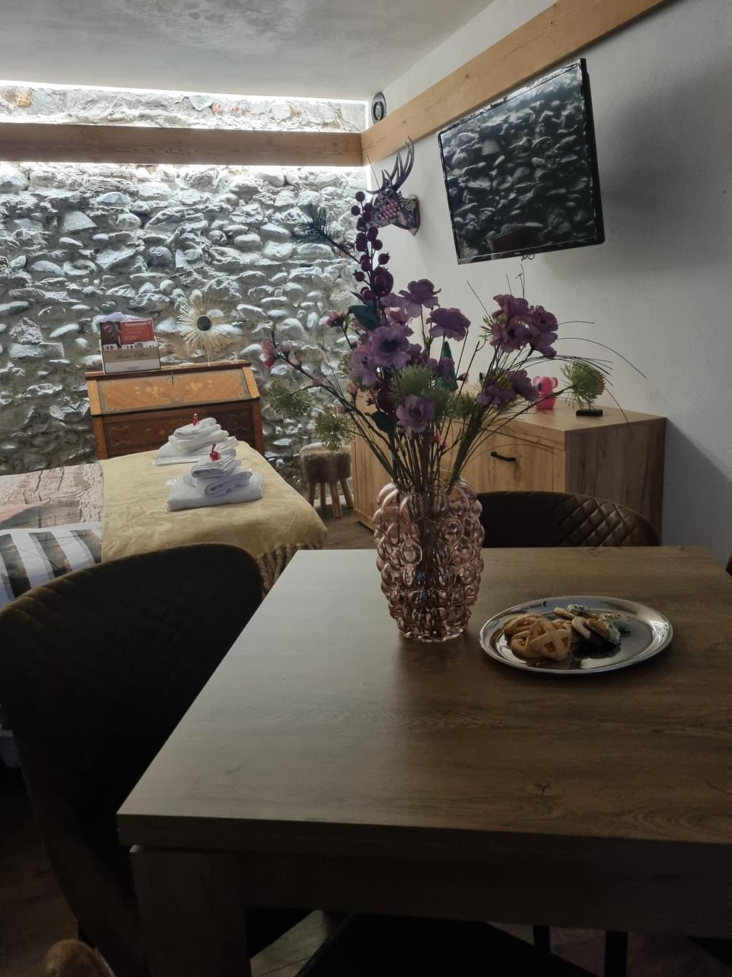 Casa Sofia Apartment Aosta Bagian luar foto